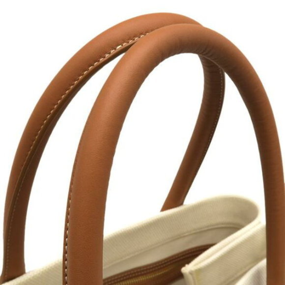 Celine Horizontal Hippo Tote - Picture 4 of 9